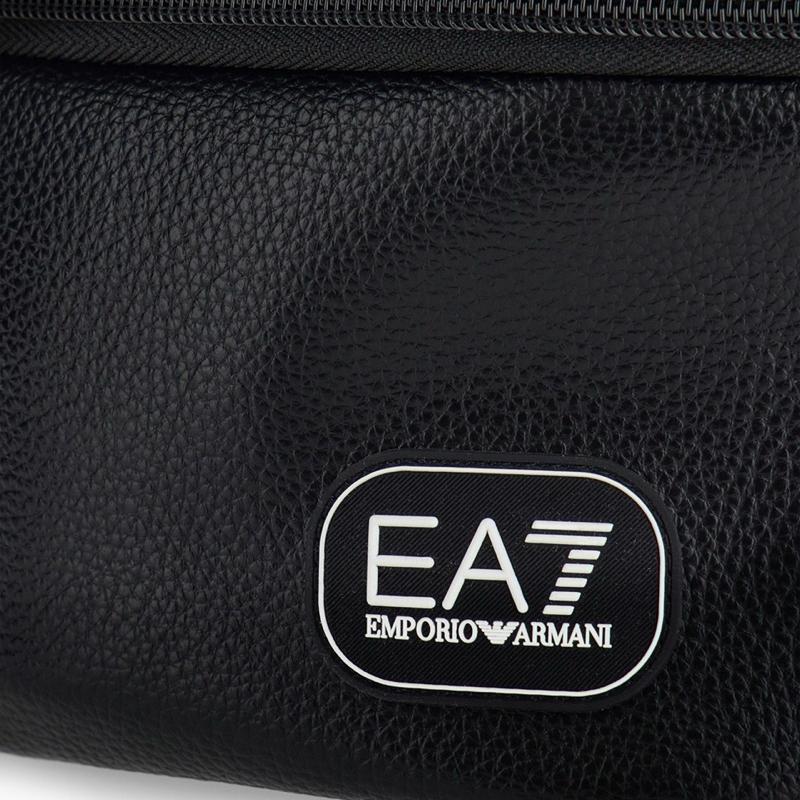 Borsello ea7 Armani Elegante per Ogni Occasione in Materiale Morbido e Stile Unico