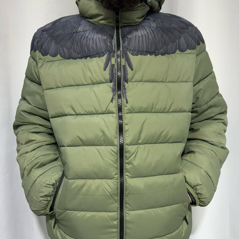 Piumino county of Milan Taglie M L XL XXL Comfort Elegante Materiale Morbido Stile Unico per Ogni Occasione