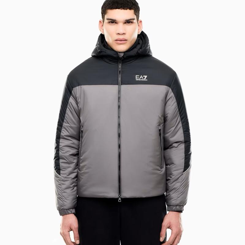 Piumino EA7 emporio Armani Taglie S M L XL XXL Comfort Elegante Materiale Morbido Stile Unico per Ogni Occasione