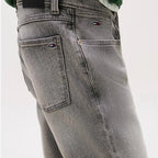 bermuda TOMMY JEANS  Taglie 43 44 45 46 47 48 Comfort Elegante per Ogni Occasione in Materiale Morbido e Stile Unico