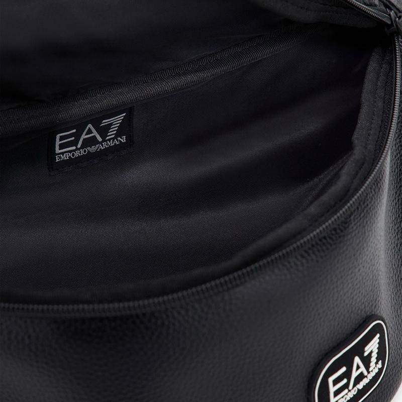 Borsello ea7 Armani Elegante per Ogni Occasione in Materiale Morbido e Stile Unico