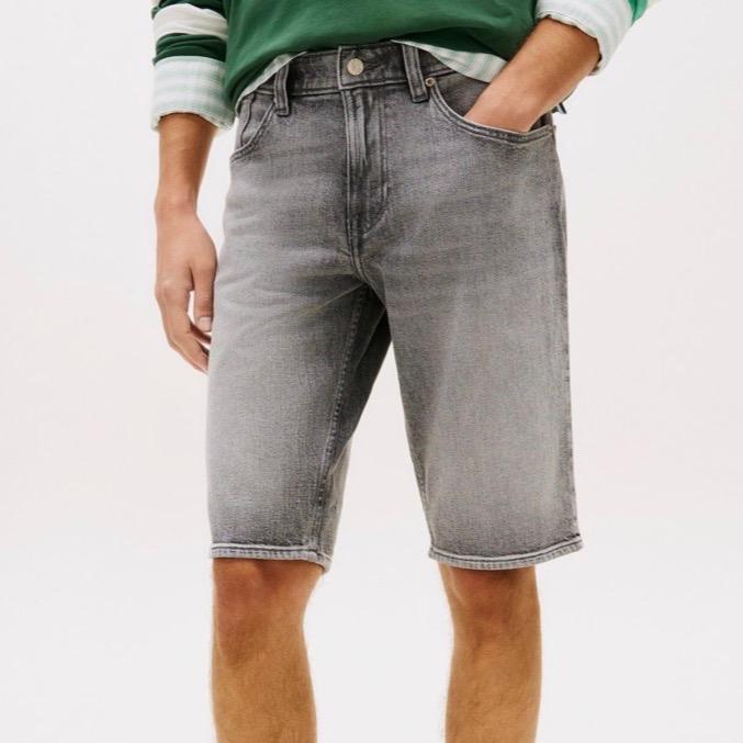 bermuda TOMMY JEANS  Taglie 43 44 45 46 47 48 Comfort Elegante per Ogni Occasione in Materiale Morbido e Stile Unico