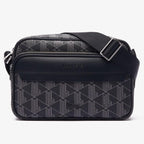 Borsa a spalla Lacoste modello The Blend Comfort Elegante per Ogni Occasione in Materiale Morbido e Stile Unico