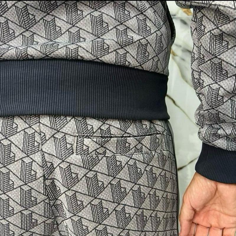 Pantalone LACOSTE  Taglie S M L  XXL Comfort Elegante Materiale Morbido Stile Unico per Ogni Occasione